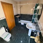 Tarres بيت ضيافة 2*