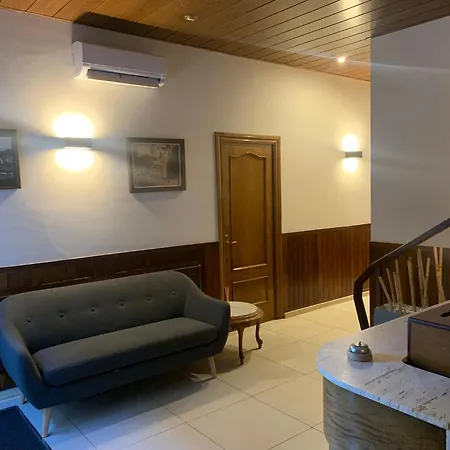 Tarres بيت ضيافة
