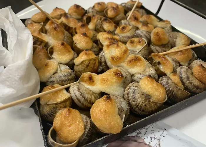 Tarres بيت ضيافة أنغولوس