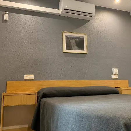 Guest house Tarres 2*