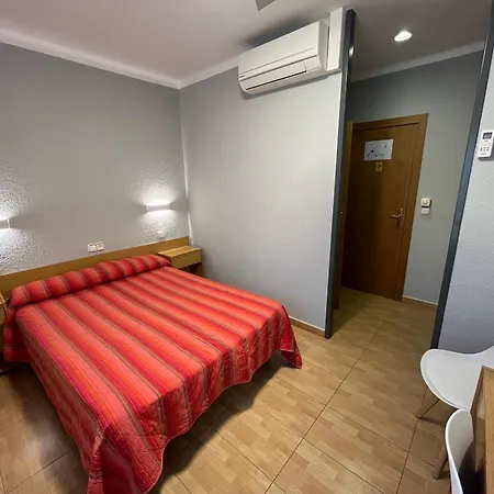 Guest house Tarres 2*