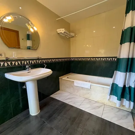 Tarres Gasthof 2*