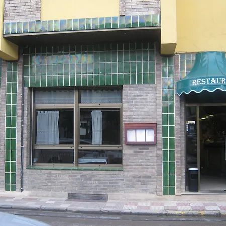 Tarrés 2*